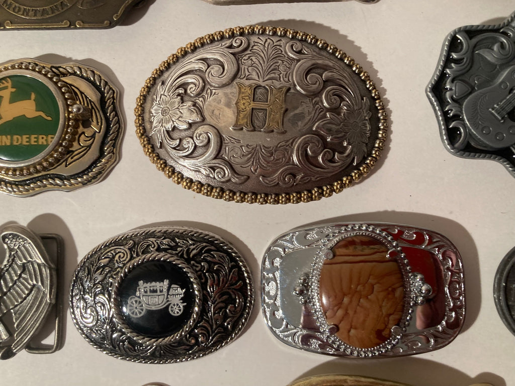 Vintage Lot of 10 Belt Buckles, Sea World, Golf, Boston, Rodeo, Country & Western, Art, Resell, For Belts, Fashion, Shelf Display, Nice Belt Buckles, Wholesale,