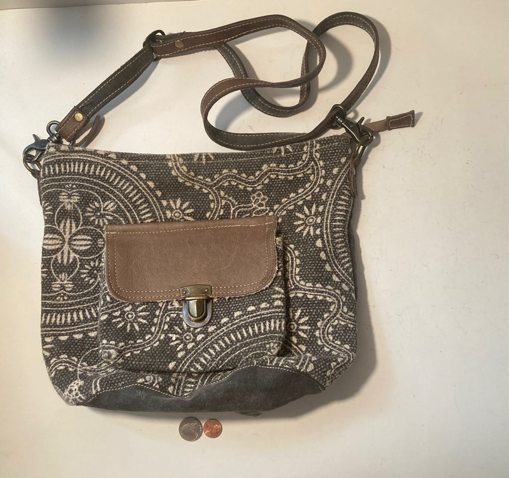 Vintage Bag From Myra, Leather and More,  12 x 10", Western Style, Country and Western, Fashion, Accessory, Bag, Pouch, Purse, Carry On, Very Nice Looking