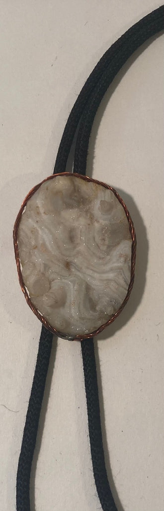 Vintage Metal Bolo Tie, Really Nice White Stones Design, Nice Western Design