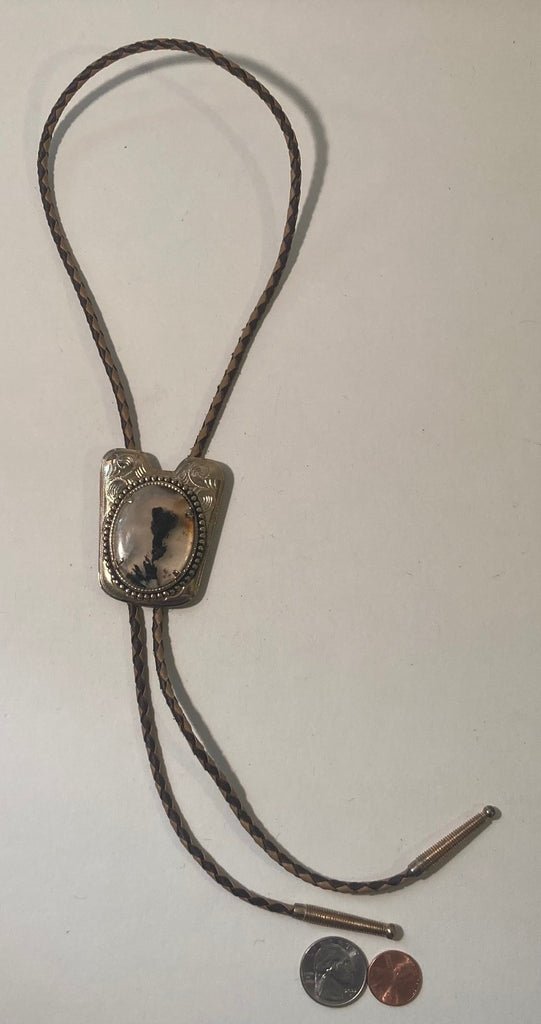 Vintage Metal Bolo Tie, Really Nice Silver and White and Black Nice Stone Design, Nice Western Design