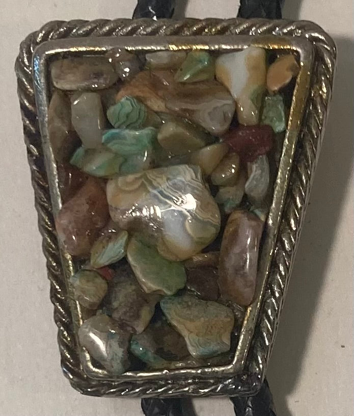 Vintage Metal Bolo Tie, Nice Silver and Stones Design, Nice Western Design