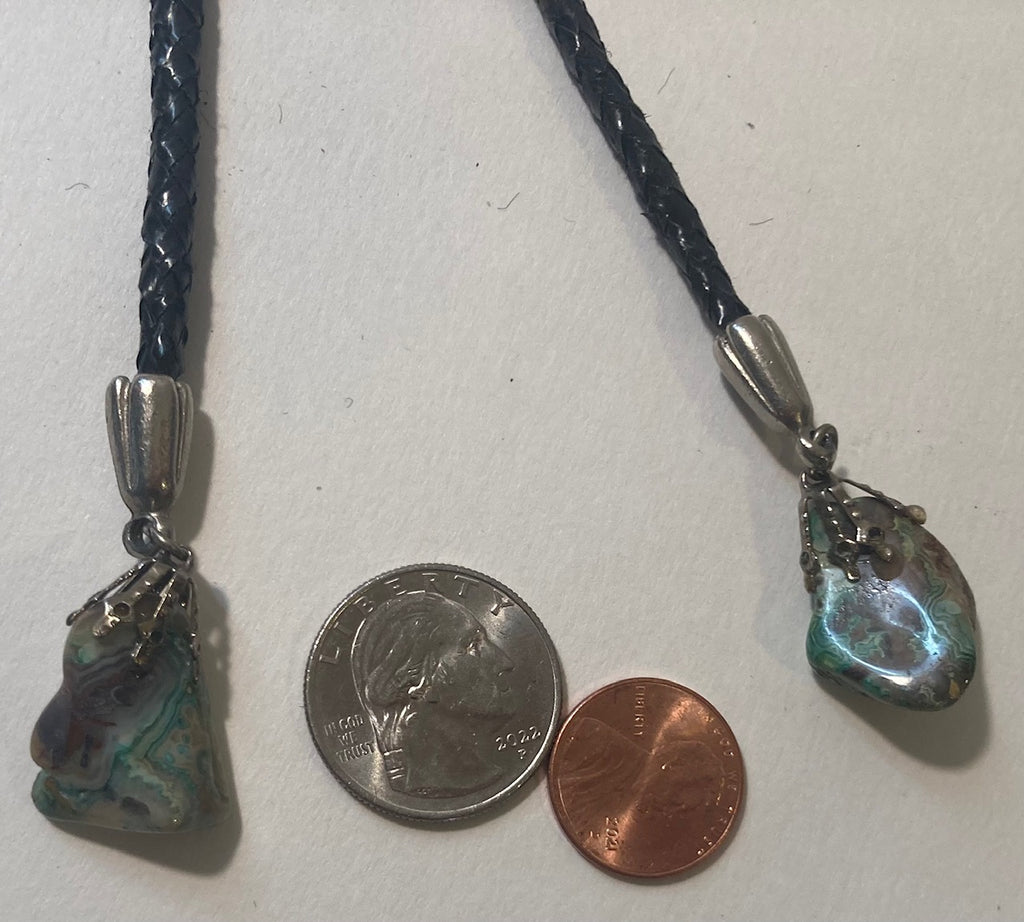 Vintage Metal Bolo Tie, Nice Silver and Stones Design, Nice Western Design