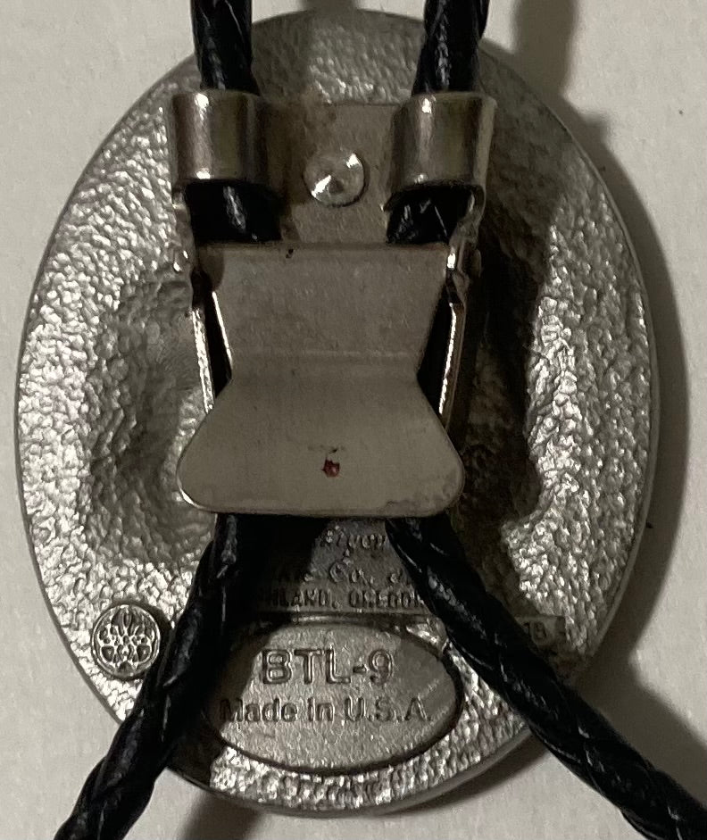 Vintage Metal Bolo Tie, Nice Horse with Horseshoe Design, Nice Western Design