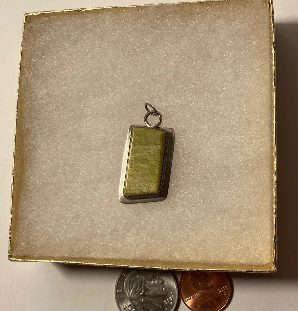 Vintage Sterling Silver Pendant, Charm, Nice Green Stone Design, Very Nice Unique Design, 1 1/4" x 1/2", Quality, Jewelry, 0638, Accessory, 925, Clothing, Necklace, Charm, Bracelet