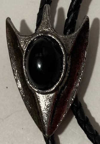 Vintage Metal Bolo Tie, Nice Pointed Arrow Black Onyx Oval Stone Design, Nice Western Design, 2" x 1 1/4", Quality, Heavy Duty, Made in USA, Country & Western, Cowboy, Western Wear, Horse, Apparel, Accessory, Tie, Nice Quality Fashion,