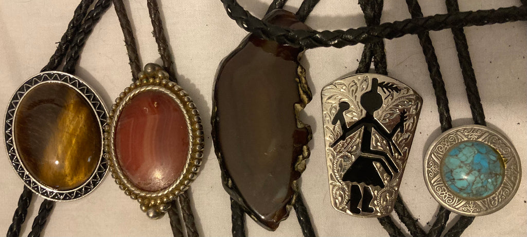 Vintage Lot of 17 Metal Bolo Ties, Nice Designs, Arrowhead, Bear Claws, Saddle, Turquoise