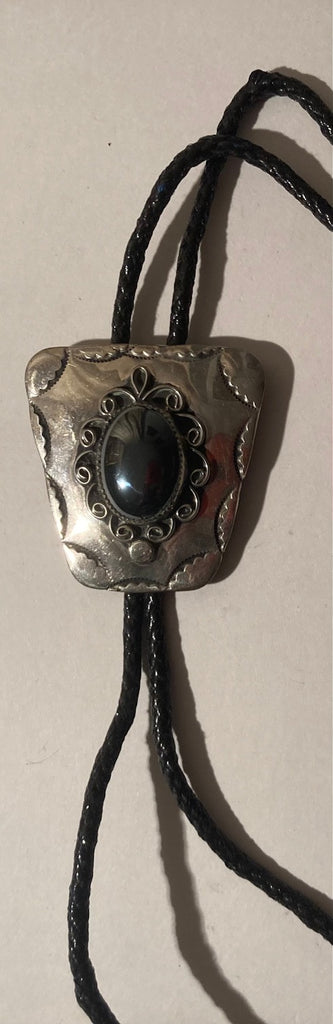 Vintage Metal Bolo Tie, Silver with Nice Black Stone, Nice Design, Quality, Heavy Duty, 2 1/4" x 2", Made in USA, Country & Western, Cowboy, Western Wear, Horse, Apparel, Accessory, Tie, Nice Quality Fashion,