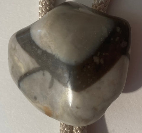 Vintage Metal Bolo Tie, Nice White and Brown Stone Design, Native Design, 1 3/4" x 1 1/2", Nice Design, Quality, Heavy Duty, Made in USA, Country & Western, Cowboy, Western Wear, Horse, Apparel, Accessory, Tie, Nice Quality Fashion