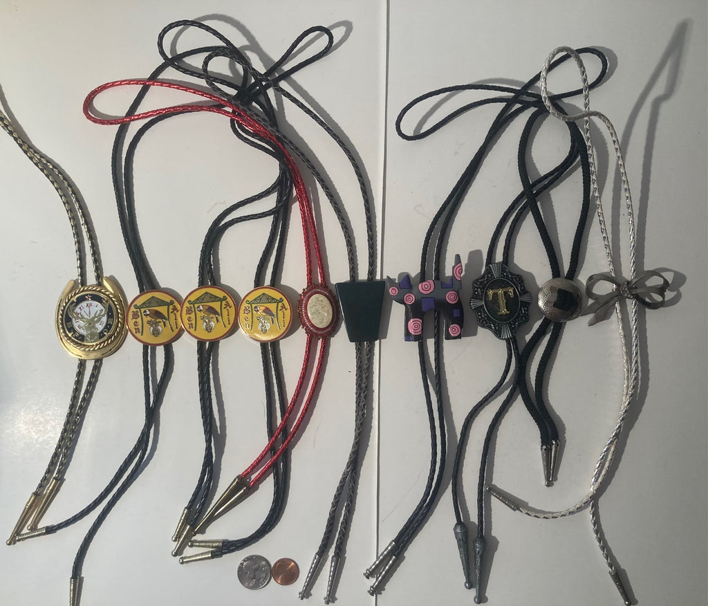 Vintage Lot of 10 Metal Bolo Ties, Nice Designs, Cat,, Buck, Letter T, Quality, Heavy Duty, Made in USA, Country & Western, Cowboy, Western Wear, Horse, Apparel, Accessory, Tie, Nice Quality Fashion, Wholesale, Shipping in the U.S.