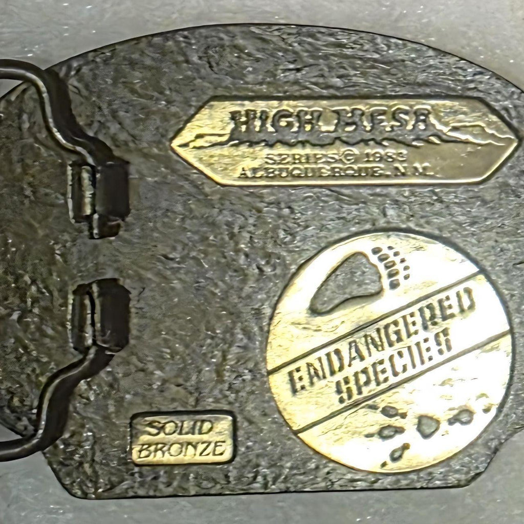 Vintage 1983 Metal Belt Buckle, Solid Bronze, Grey Wolf, Wildlife, Nature, Endangered Species, Nice Western Style Design