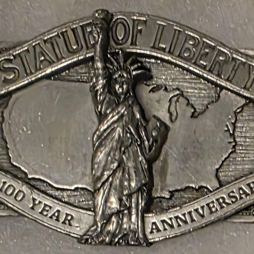 Vintage 1984 Metal Belt Buckle, Statue of Liberty, Nice Western Style Design