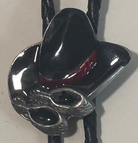 Vintage 1991 Metal Bolo Tie, Nice Black Enamel Cowboy Hat, Nice Western Design, 1 1/2" x 1 1/4", Quality, Heavy Duty, Made in USA, Country