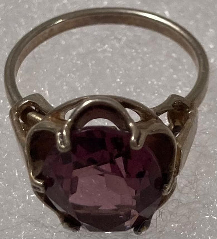 Vintage Sterling Silver Ring, Nice Big Purple Stone Design, Size 5 1/2 Nice Design, Quality, Jewelry, Accessory, Stamped 925, Clothing