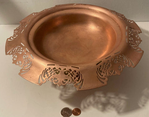 Vintage Metal Copper and Brass Fruit Bowl, Basket, Baking, Candy, Food, Heavy Duty, Thick Metal, Weighs 2 Pounds, 13" x 4 1/2", Kitchen