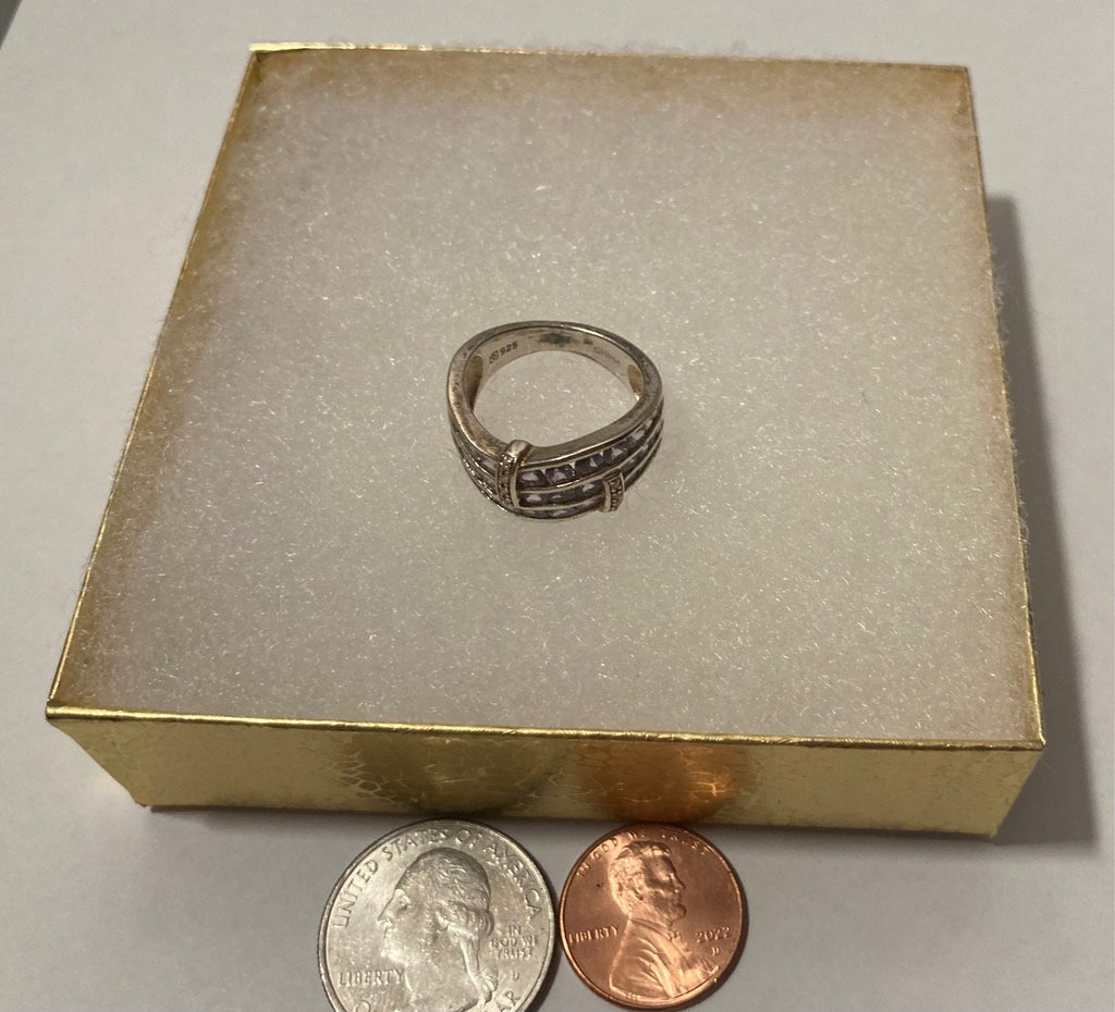 Vintage Sterling Silver Ring, Nice 29 Purple Sparkly Stones Design, Size 7, Nice Design, Quality, Jewelry, 0921, Accessory, Stamped 925