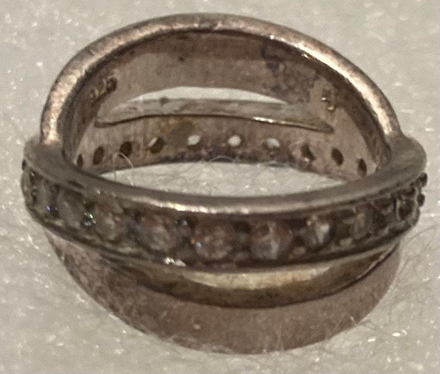Vintage Sterling Silver Ring, Nice Double Banded with Nice Sparkly Stones Design, Size 4, Nice Design, Quality, Jewelry, 0929, Accessory