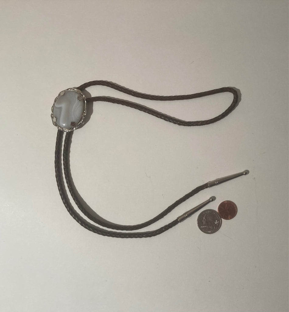Vintage Metal Bolo Tie, Nice Silver with Nice Gray and White Striped Stone Design, Nice Design, Quality, Heavy Duty, Made in USA, Country & Western, Cowboy, Western Wear, Horse, Apparel, Accessory, Tie, Nice Quality Fashion