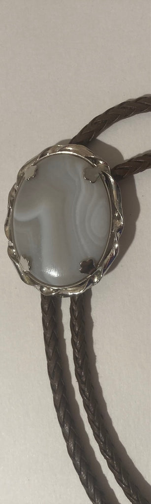 Vintage Metal Bolo Tie, Nice Silver with Nice Gray and White Striped Stone Design, Nice Design, Quality, Heavy Duty, Made in USA, Country & Western, Cowboy, Western Wear, Horse, Apparel, Accessory, Tie, Nice Quality Fashion