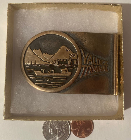 Vintage 1979 Metal Belt Buckle, Brass, Valdez Terminal, Oil, Pipeline, Petroleum, Gas, Nice Western Design, Cowboy, 3 1/4" x 2", Heavy Duty, Made in USA, Quality, Thick Metal, For Belts, Fashion, Shelf Display, Western Wear, Southwest, Country, Fun, Nice