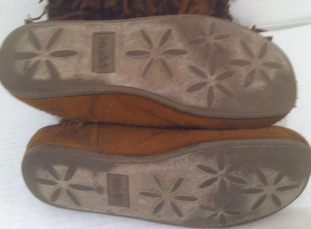 Vintage Kids Moccasins Boots, Size 1, Could Use a Good Scrubbing to Clean Them Up More, Indian Style Boots
