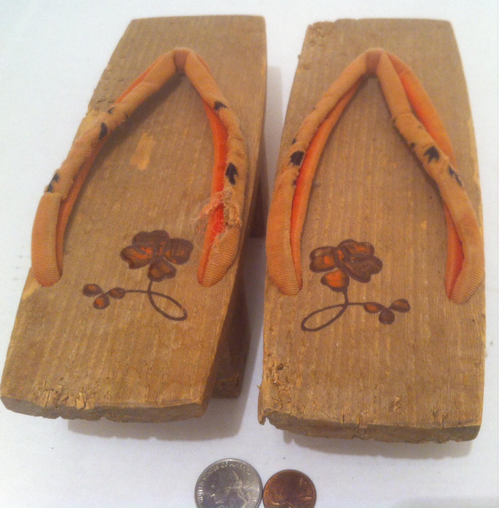 Vintage Set of Wooden Shoes, Sandles, Wall Hanging, 9 x 3, Rough Condition, Could be Nicer with Artistic Touch Around the Edges, Hobby, Fun