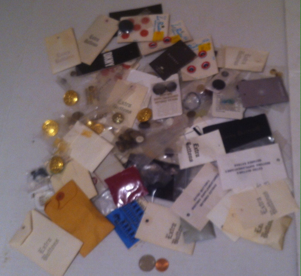 Vintage Lot of Lots of Buttons, Metal, Plastic, Resin, Hard to Find, Fun to Find, Unique Designs, Pile of Vintage Quality Buttons