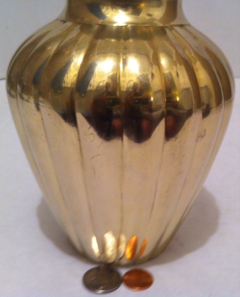 Vintage Metal Brass Vase, Heavy Duty, 2 1/4 Pounds, 7" x 5", Thick Metal, Home Décor, Quality Vase, Table Display, Shelf Display