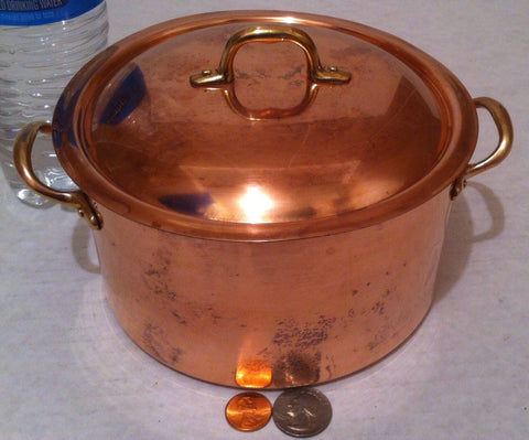 Vintage Metal Copper and Brass Pot with Lid, Made in Italy, 6" x 3 1/2" Wide, Kitchen Decor, Hanging Decor, Shelf Display 5377