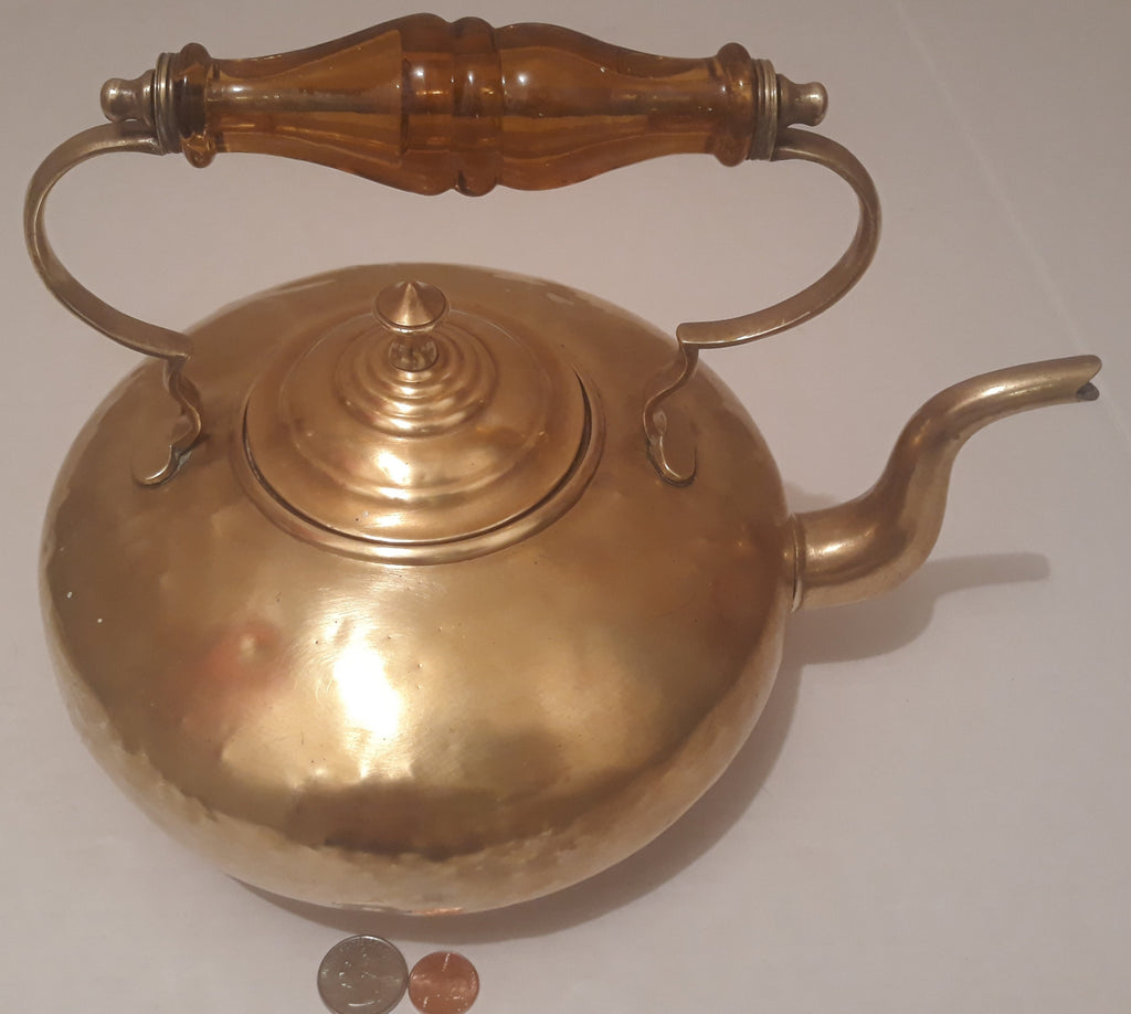Vintage Brass Metal Tea Pot, Kettle, Heavy Duty, 12" x 9", Kitchen Decor, Table Display, Shelf Display.  This Can Be Shined Up Even More