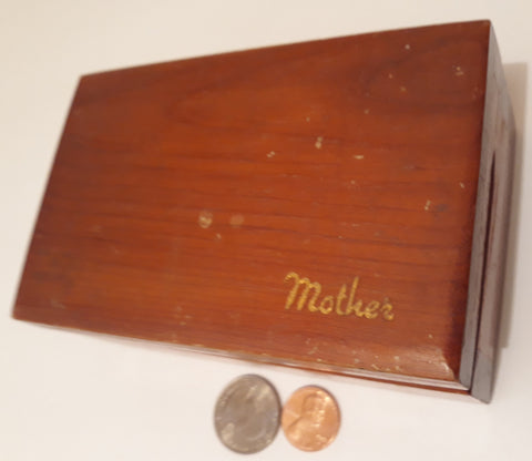 Vintage Wooden Store Box, Stash Box, 5" x 3" x 2", Mother, Daniel Boone Home, Defiance, Mo.  Nice Fun Quality Wooden Box, Dresser Decor