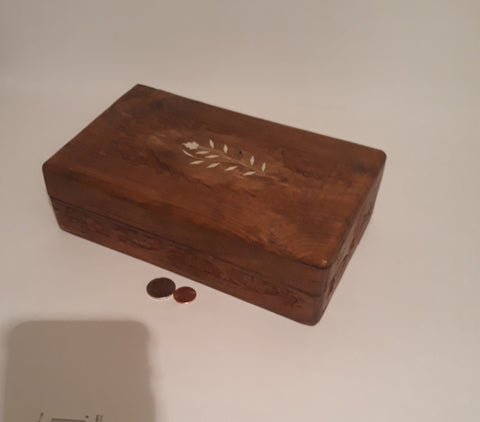 Vintage Wooden Storage Box, Stash Box, 10" x 6" x 3", Hand Carved Box, Dresser Decor, Table Display, Shelf Display.