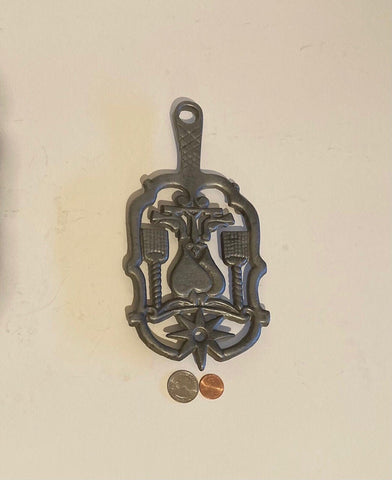 Vintage Metal Cast Iron Trivet, Made in England, Dumb Dutch, Birds, 8 3/4" Long, Kitchen Decor, Wall Decor, Table Display, Shelf Display