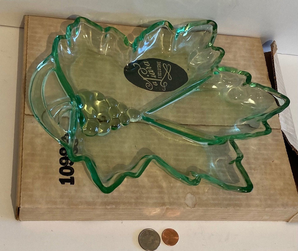 Vintage Green Leaf Platter, Tray, Plate, Tiara Chantilly Green Glass, 12", Quality Glass, Kitchen Decor, Table Display, Shelf Display