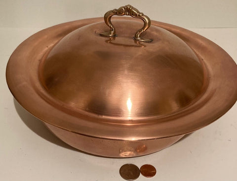 Vintage Metal Copper and Brass Pot & Lid, 11 1/2" x 5", Kitchen Decor, Table Display, Shelf Display, This Can Be Shined Up Even More