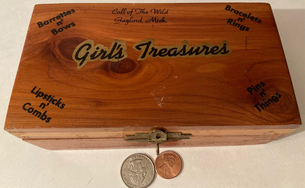 Vintage Wooden Storage Box, Stash Box, 6 1/2" x 3 1/2" x 2 1/2", Girl's Treasures, Barrettes N' Bows, Bracelets N' Rings, Lipstick and Combs