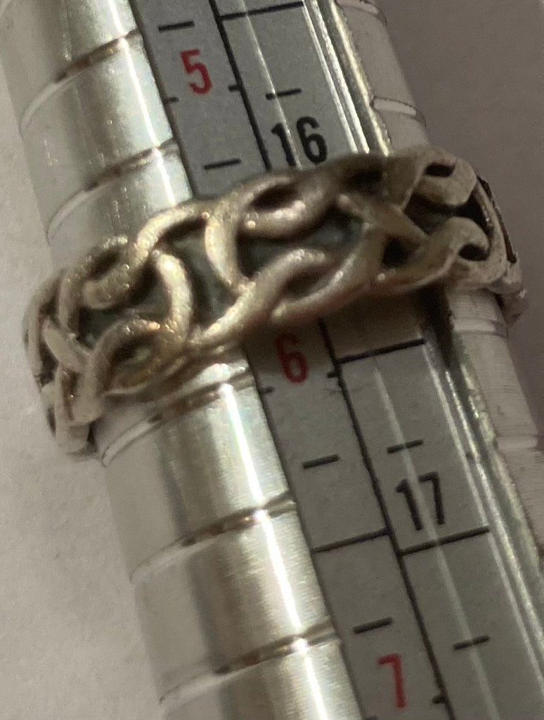Vintage Sterling Silver Ring, 925, Nice Chain Design, Size 5 3/4, Jewelry, Fashion, Finger Fun, This Can Be Shined Up Even More, Quality
