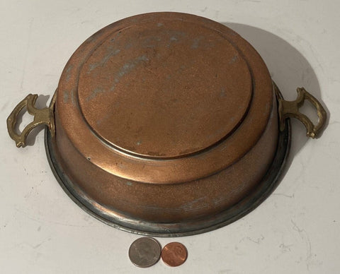 Vintage Copper and Brass Metal Mold, 11" Wide, Cookware, Kitchenware, Hanging Display, This Can Be Shined Up Even More