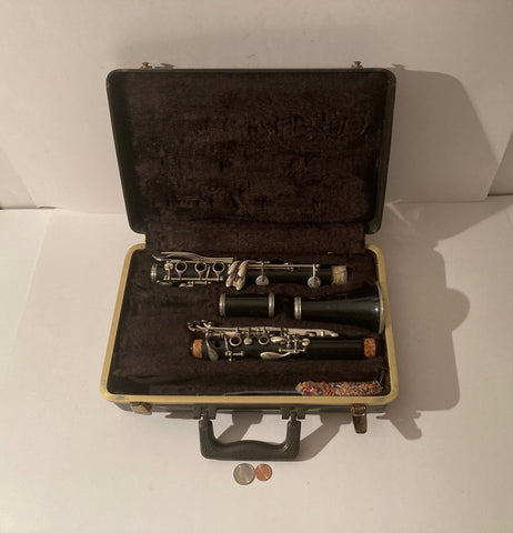 Vintage Musical Instrument, Bundy Resonite Selmer Clarinet, In Hard Case, Music, Notes, Practice, Band, Entertainment, Free Shipping