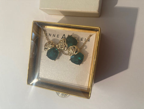 Vintage Box Set of Anne Klein Necklace and Earring Set, Matching Set, Green Heart Stones, Beautiful, Sparkly, Quality, Fashion