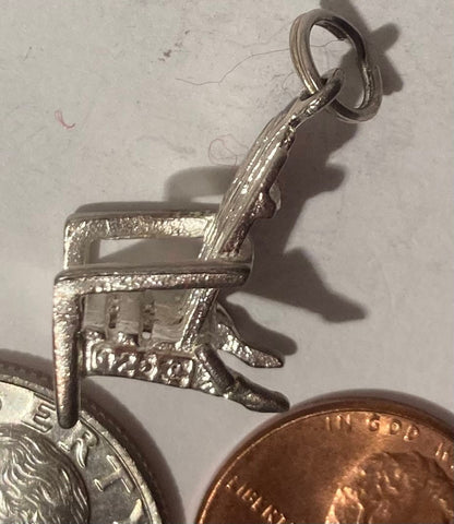 Vintage Sterling Silver 925 Metal Pendant, Chair, Beach, Recliner, Nice Design, Pendant for Necklace, Bracelet, Ankle, Fashion, Quality