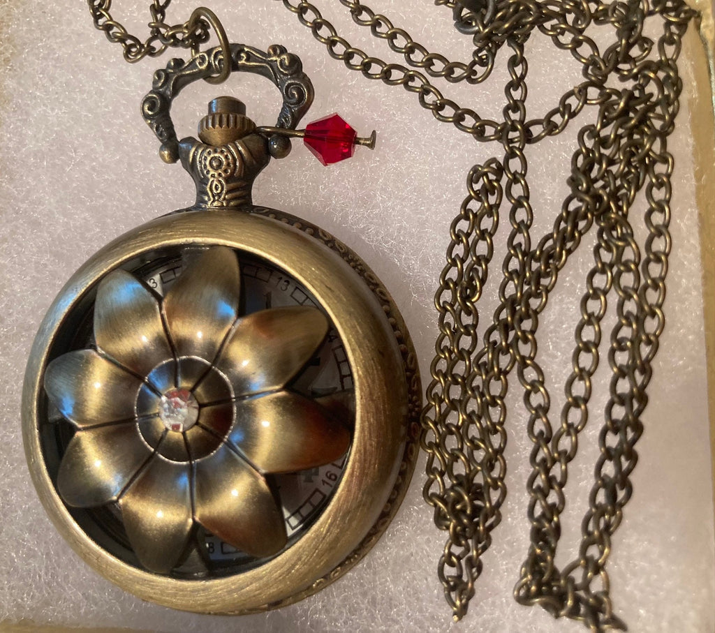 Vintage Metal Pocket Watch, Spinning Cover, Red Stone, Clock, Time, Style