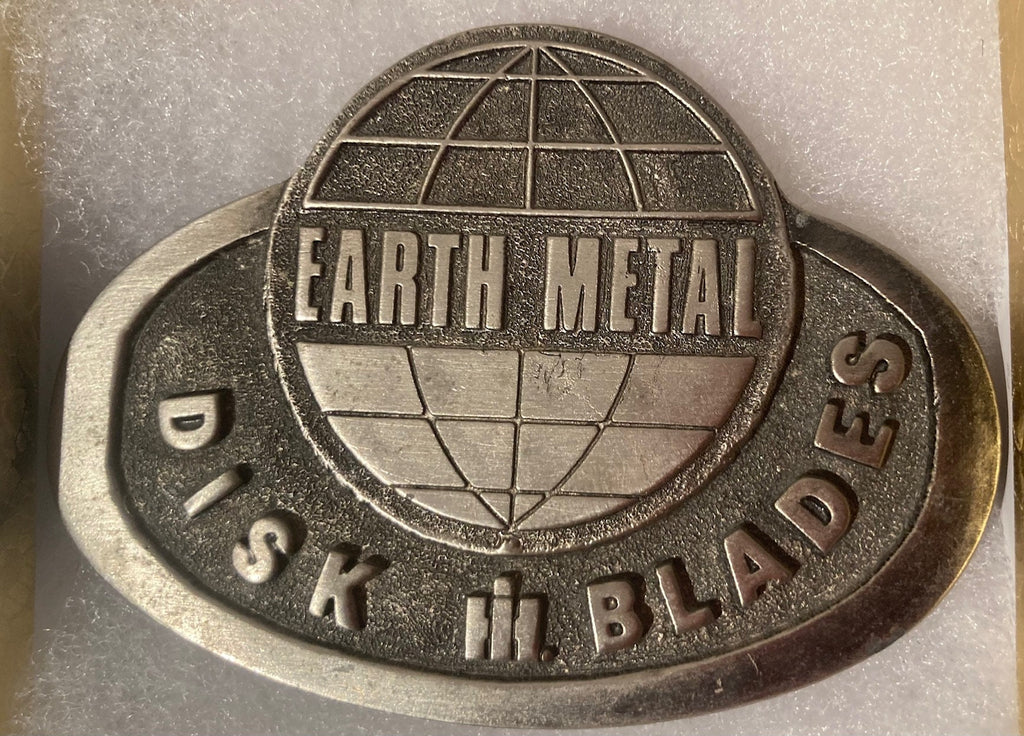 Vintage Metal Belt Buckle, International Harvester, Earth Metal, Disk Blades, Farming, Tractors, 3 1/2" x 2 1/2", Heavy Duty, Quality