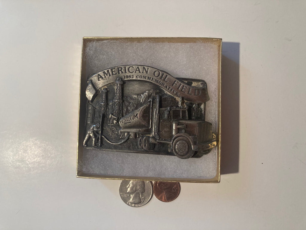 Vintage 1982 Metal Belt Buckle, American Oil Field, Oil Pump, Petroleum, Gas, Energy, Drilling, Wells, Geyser, Nice Design