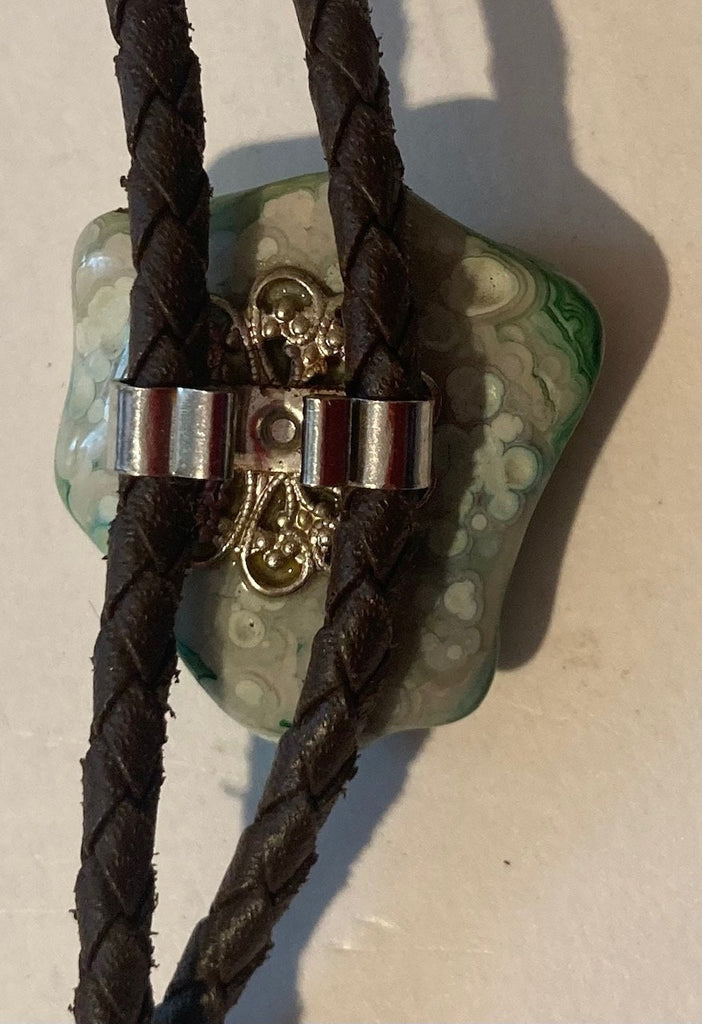 Vintage Metal Bolo Tie, Nice Green Stone Design, Nice Western Design, Quality, Heavy Duty, Made in USA, Country & Western, Cowboy, Western