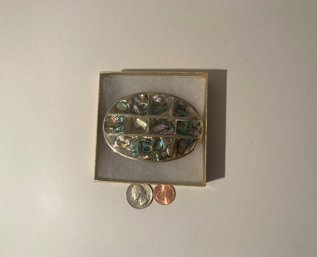 Vintage Metal Belt Buckle, Silver and Really Nice Abalone Design, Nice Western Style Design, 3 1/4" x 2" 1/4, Heavy Duty, Quality