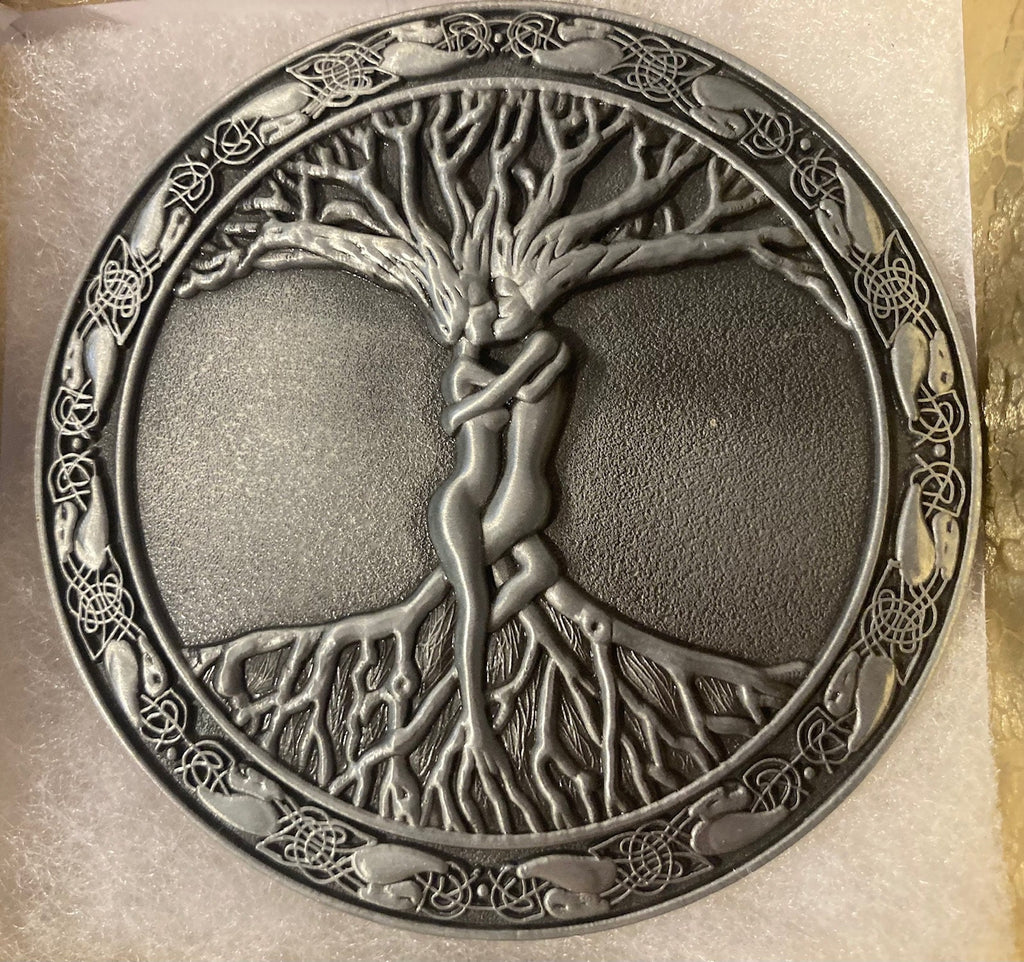 Vintage Metal Belt Buckle, Nice Tree Hugging People Design, Nice Western Design, 3 1/4" x 3 1/4", Quality, Heavy Duty, Made in USA, Country