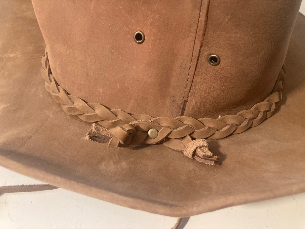 Vintage Leather Hat, Bullhide, Self Conforming, Nice Band, Size M, Quality, Cowboy, Western Wear, Rancher, Sun Shade, Very Nice Hat