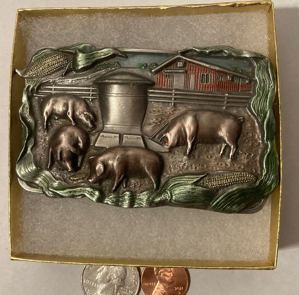 Vintage 1984 Metal Belt Buckle, Farm, Pigs, Sows, Pork, Ham, Livestock, AG, Nice Design, 3 1/2" x 2 1/4", Heavy Duty, Quality, Thick Metal