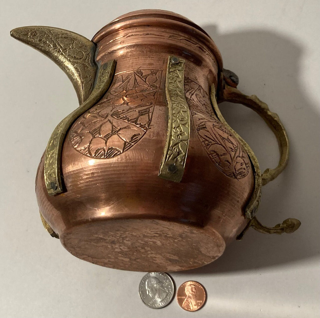 Vintage Copper and Brass Serving Pitcher, Turkish, Heavy Duty, Quality, Nice Etched Design, 7" x 8", Kitchen Deco, Table Decor