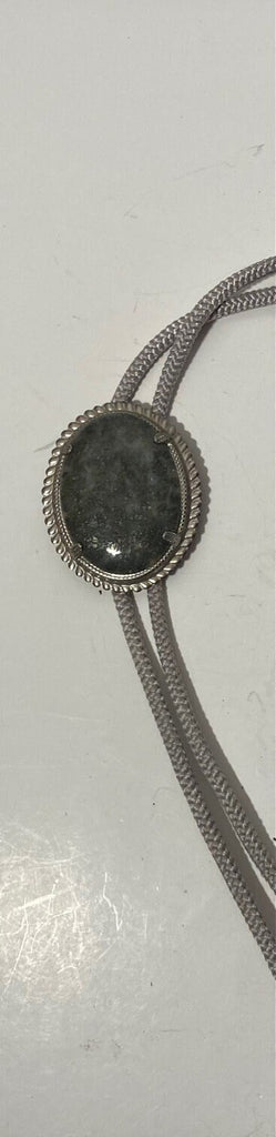 Vintage Metal Bolo Tie, Nice Gray Speckled Stone Design, Nice Western Design, 2" x 1 1/2", Quality, Heavy Duty, Country & Western, Cowboy